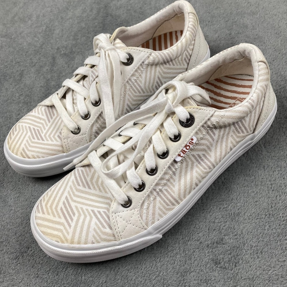 Taos Womens 8 Plim Soul Sneakers Beige White Geometric Canvas PLS-13644